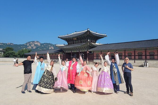 Full-day Customizable Private Seoul Highlight Tour - A Flavor of Traditional and Modern Seoul