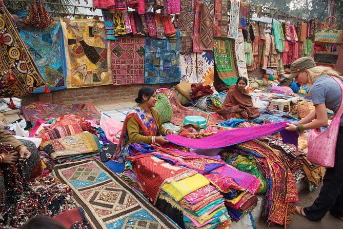 Full Day Delhi Local Sightseeing Tour with Guide - FAQ