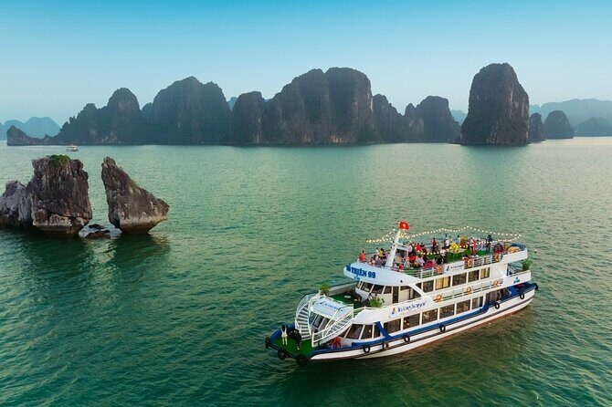 Full-Day Halong Bay 5 Stars Luxury Cruise Tour with Buffet Lunch - Transportation, Timing, and Group Dynamics