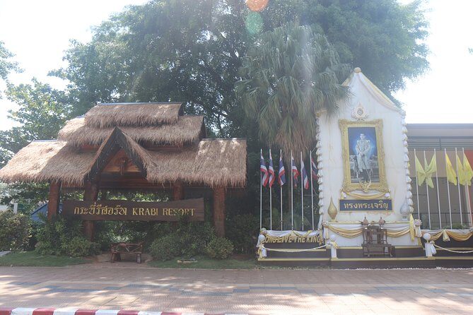 Full-Day Phi Phi Islands Tour with Lunch from Krabi - Detailed Review of Key Stops