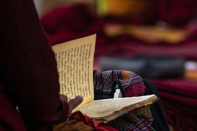 Full-Day Private Bodh Gaya Spirituality Tour from Varanasi - The Mahabodhi Temple