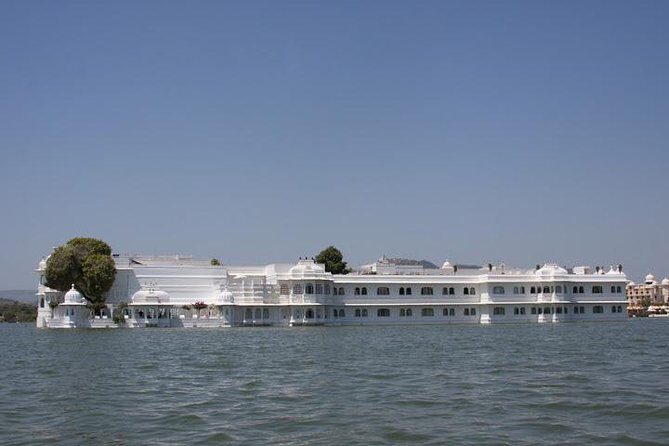 Full-Day Private City Tour of Udaipur Including Boat Ride in Lake Pichola - Exploring Udaipur in Detail: What to Expect