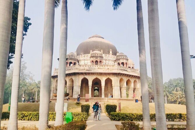 Full-Day Private Tour at Old & New Delhi - Practical Aspects & What to Expect