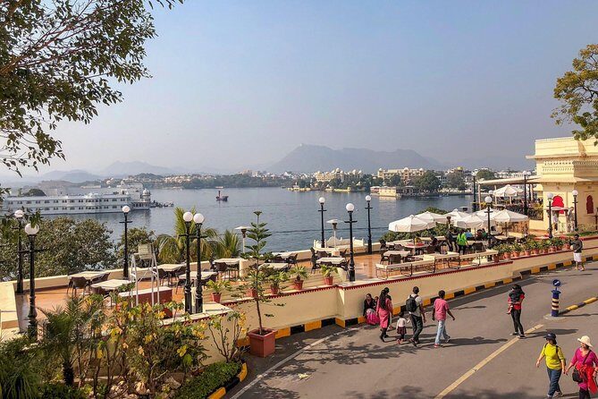 Full-Day Private Udaipur Three wheeled Tuk Tuk Sightseeing - What’s Included and What’s Not?