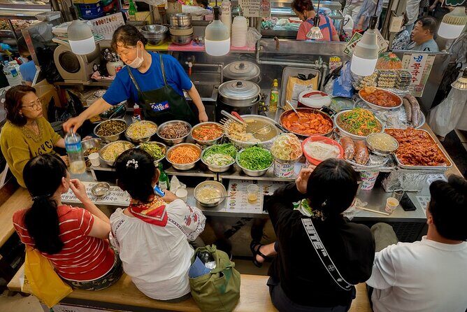 Full-Day Seoul Highlights Private Guided Tour - Exploring the Highlights: A Deep Dive into the Tour