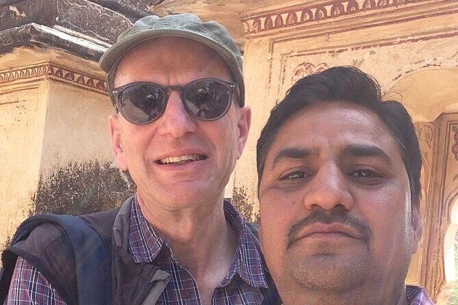 Full day sightseeing Jaipur - Transport and Practical Details