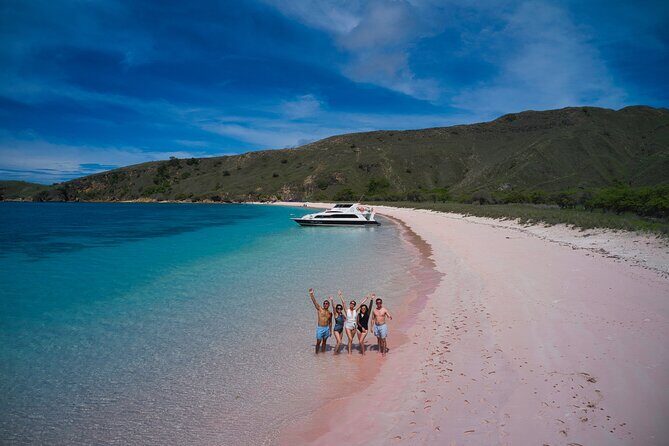 Full Day Trip to Explore 6 Destinations in Labuan Bajo and Komodo - The Experience: Pros and Cons