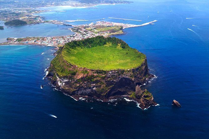 Fully Customizable Private Tour of Jeju Island - An In-Depth Look at the Jeju Private Tour Experience