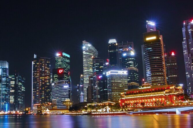 Fun Vee Night Out Guide Tour with River boat - The Itinerary Breakdown: What You Can Expect
