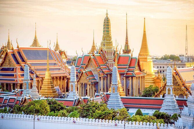 Grand Palace, Wat Phra Kaew, Wat Pho and Wat Arun Walking Tour From Bangkok - The Authentic Experiences & Personalized Touch
