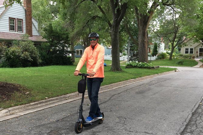 Green Bay E-Scooter Guided Glide w/ Private Tour Option - Who Will Love This Tour?