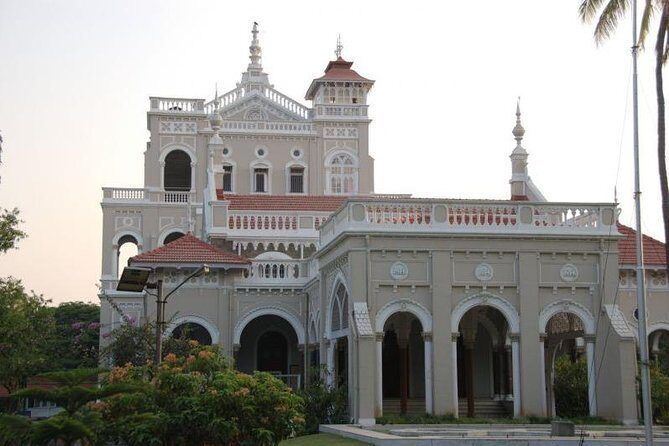 Guided Highlights of Pune Car Tour with a local (4 Hrs Sightseeing in AC Car) - Discovering Pune in a Few Hours: The Experience