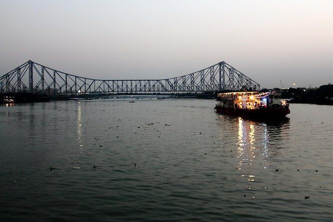 Guided Kolkata Sightseeing Trip by Car, Walk & Sunset Cruise Excursion Trip - Who Should Book This Tour?