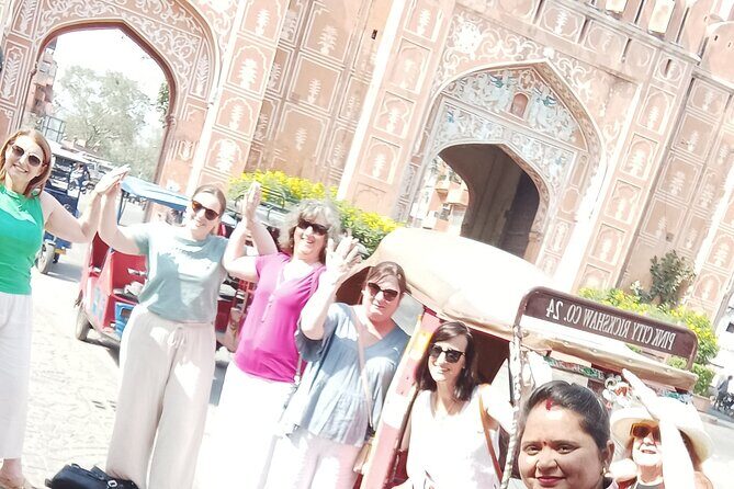 Guided Morning E-Rickshaw Ride with Food Tasting at Jaipur - Why This Tour is Worth Considering