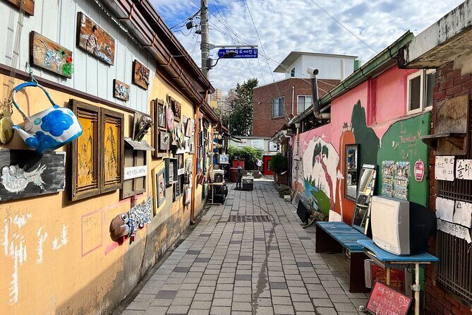 Gwangju City Tour : History and Art (Private) - Savoring Gwangju’s Delicious Cuisine