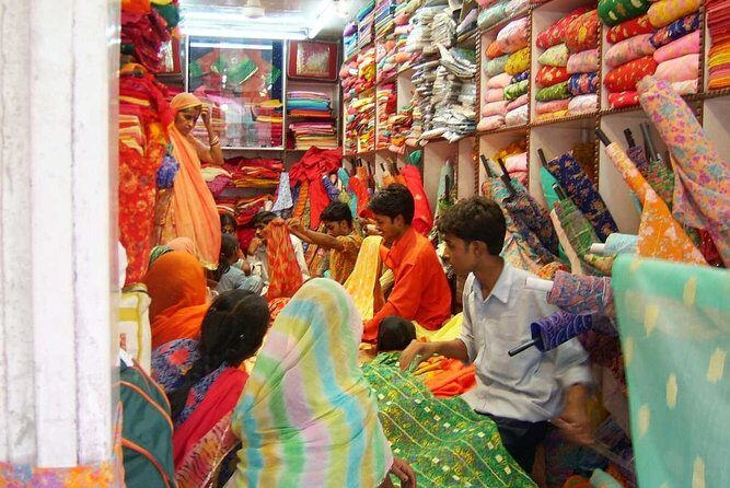 Half Day Delhi Shopping Tour With Shopping Consultant - The Practical Side of the Tour