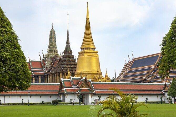 Half-Day Royal Grand Palace and Bangkok Temples Tour - Authentic Insights from Reviewers