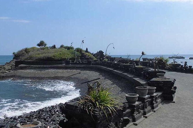 Half-Day Taman Ayun UNESCO and Tanah Lot Temple with private Car - Who Should Consider This Tour?
