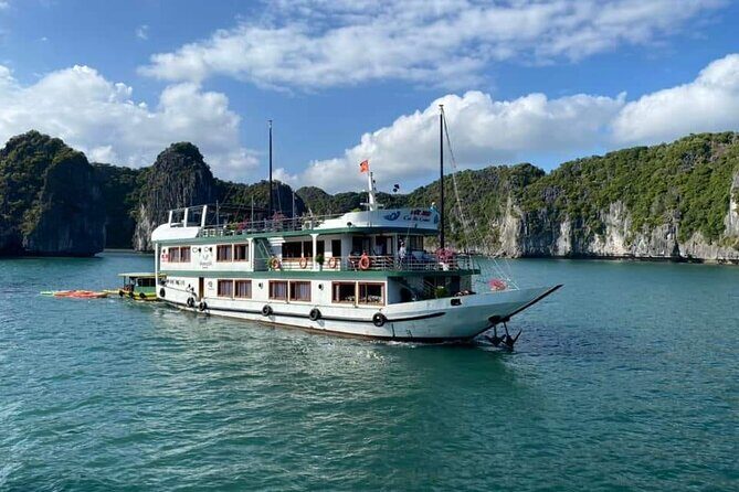 Halong Bay 2 days on classic cruise, small group, biking-kayaking - What We Loved About This Experience