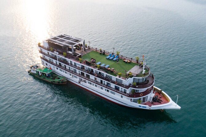 Halong Bay 2D1N on Amanda Halong Cruise 5 Star| Amanda Cruises - The Sum Up: Who Should Consider This Tour?