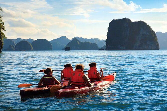Halong Bay Day Cruise to Sung Sot Cave and Ti Top Island from Hanoi - Lunch and Enroute Scenery