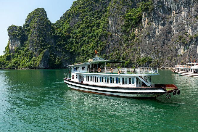 Halong bay full day trip: Visit Surprise cave, Titop island, kayaking & swimming - Summary: Who Is This Tour Best For?