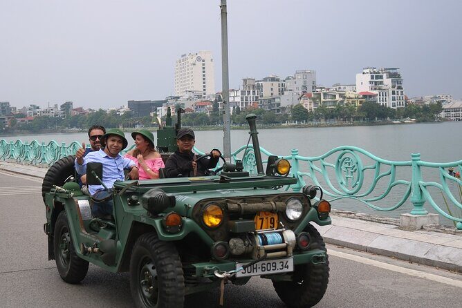 Hanoi Jeep City Tour combine Countryside Train Street, Backstreet - Who Will Love This Tour?