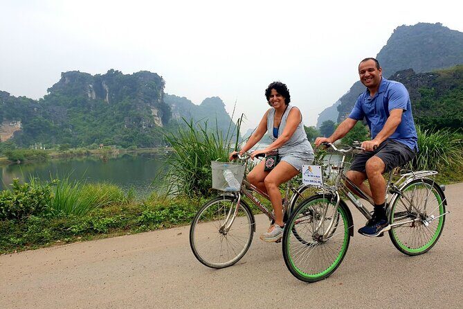 Highlight Ninh Binh Full Day Tour Tam Coc Boat, Mua Cave, Hoa Lu - What Makes This Tour Stand Out?