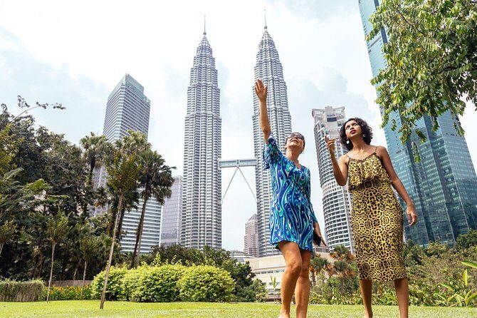 Highlights & Hidden Gems With Locals: Best of Kuala Lumpur Private Tour - Authentic Stories and Local Tips from Reviewers