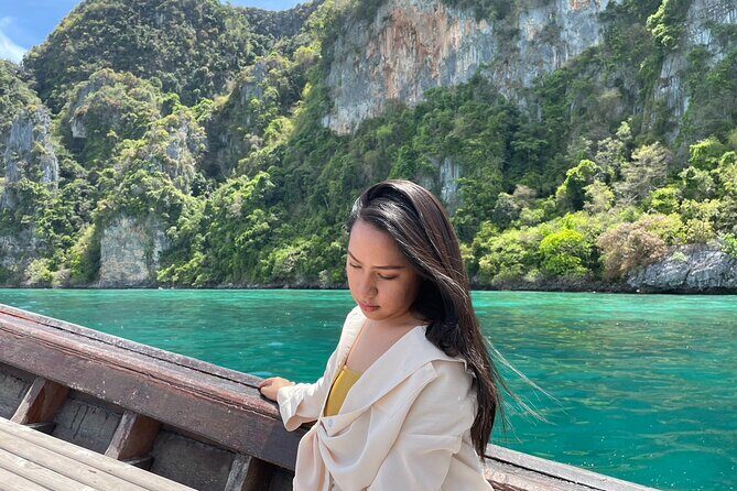 Highlights of Phi Phi Islands - What the Tour Includes and What to Consider