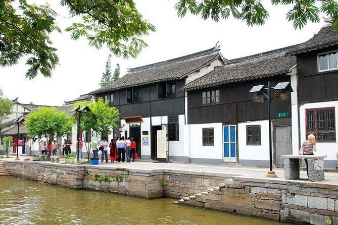Hire a car with driver to Zhujiajiao Town 8 hours service - The Experience in Detail