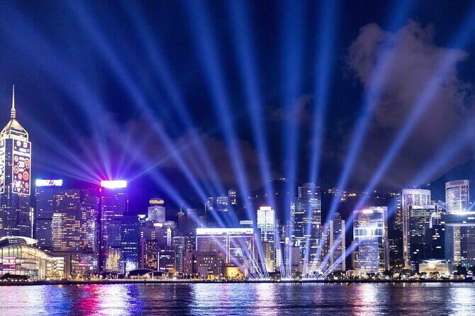 HK Night Views: Victoria Peak Tram & Cruise Buffet Tour - What You Need to Know