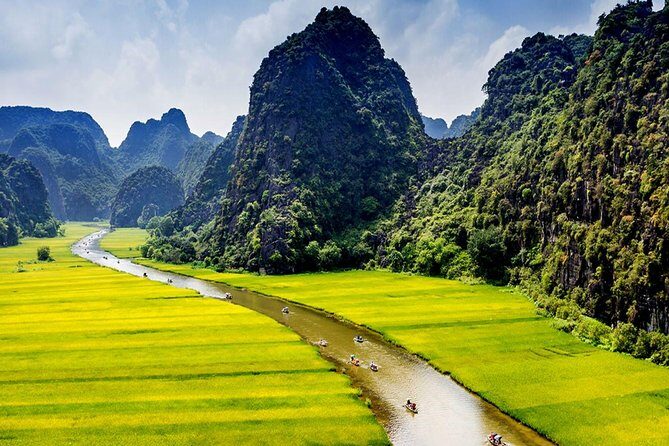 Hoa Lu Tam Coc Full-Day DELUXE Tour Including BUFFET LUNCH & River Boat Ride - What Sets This Tour Apart?