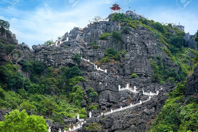 Hoa Lu -Tam Coc - Mua Cave Full Day Trip with Limousine Bus - What Sets This Tour Apart