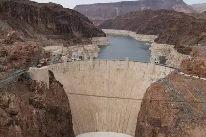 Hoover Dam Power Plant tour - Practical Aspects: Transportation, Timing, and Group Size
