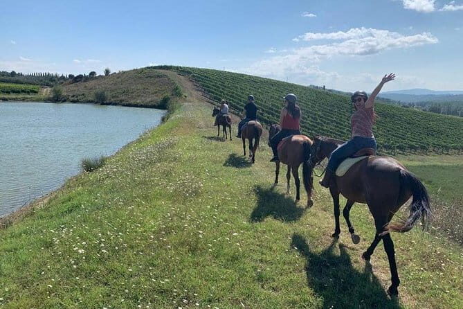 Horseback Ride in S.Gimignano with Tuscan Lunch Chianti Tasting - A Deep Dive into the Experience