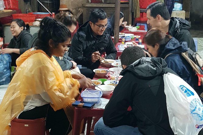 Hue Street Food walking Tour: the most popular & typical dishes - What Makes This Hue Food Tour Stand Out?