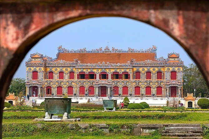 Hue Walking Tour: Explore The Imperial City & Tour Guide - Deep Dive into the Hue Imperial City Walking Tour