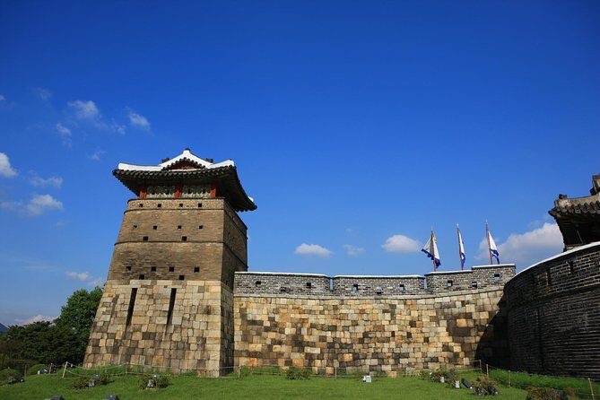 Hwaseong Fortress and Korean Folk Village Tour from Seoul - Key Points