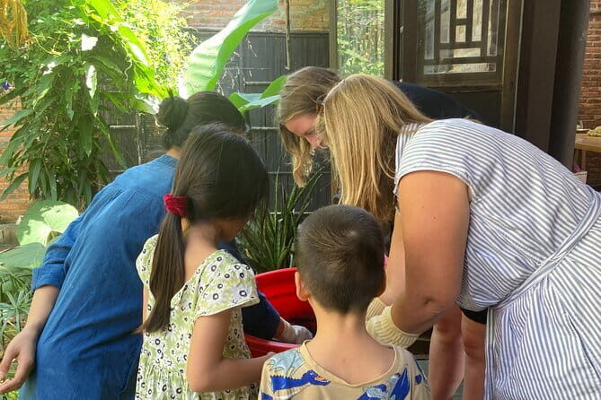 Indigo dyeing workshop - Discovering the Traditional Indigo Dyeing Experience