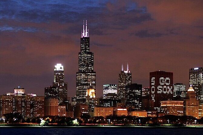 Interactive Mystery Scavenger Hunt in Chicago - Exploring the Itinerary in Detail