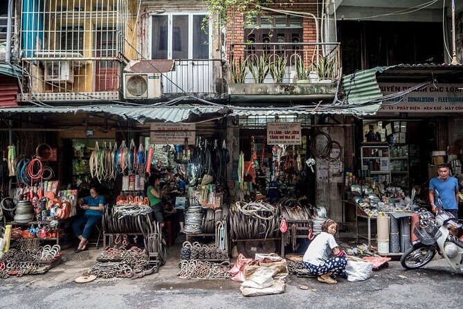 Into the Thieves Market Hanoi Photo Tour - The Sum Up