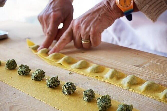 Italian Cooking Class in Florence - a market to table tour - What Makes This Tour Stand Out?