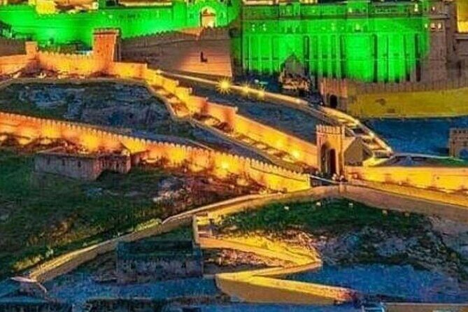 Jaipur Evening City Tour In Open Jeep - FAQ