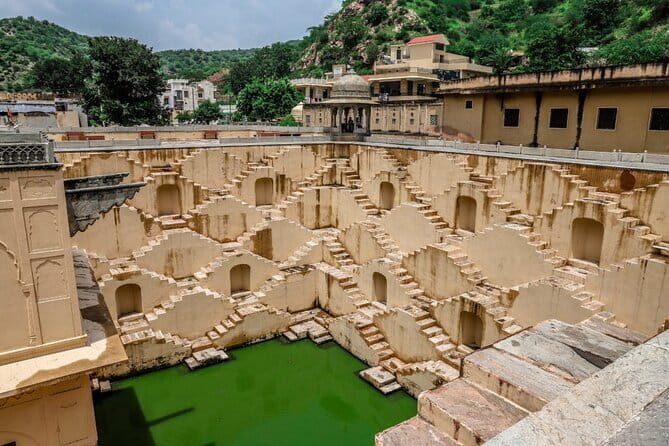 Jaipur Full-Day Private Tour Including Sunset at Nahargarh Fort - Who Should Consider This Tour?