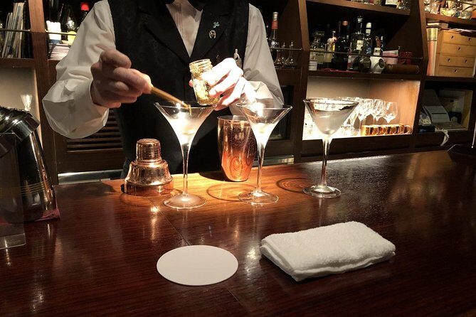 Japanese Whisky Tasting Experience at Local Bar in Tokyo - Who Should Book This Tour?
