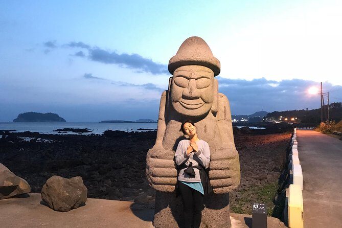 Jeju island: Van tour with a guide who the most loves JEJU - Exploring the Itinerary in Detail