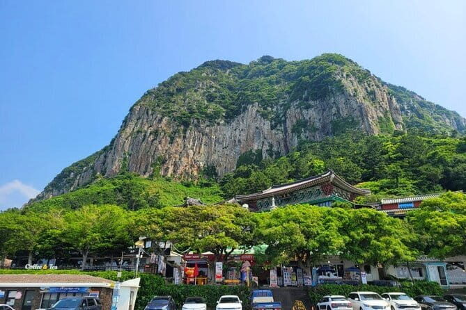 Jeju Western and Southern Routes Sightseeing Day Tour - Thorough Breakdown of the Itinerary