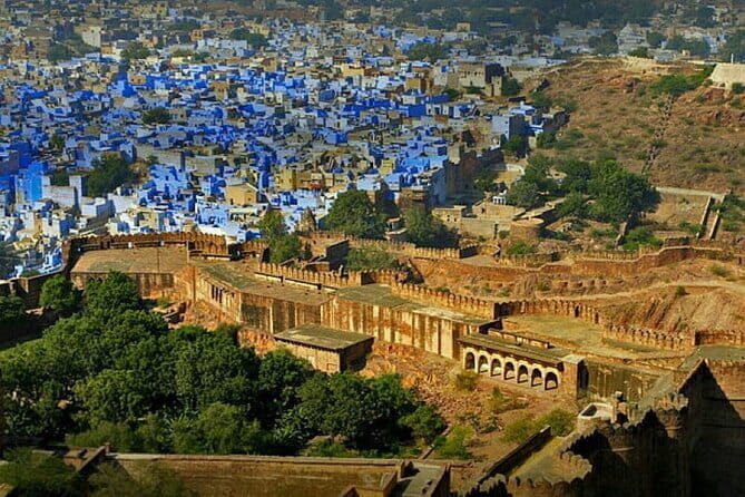 Jodhpur Walk With Kuku - Jaswant Thada: Marble Serenity