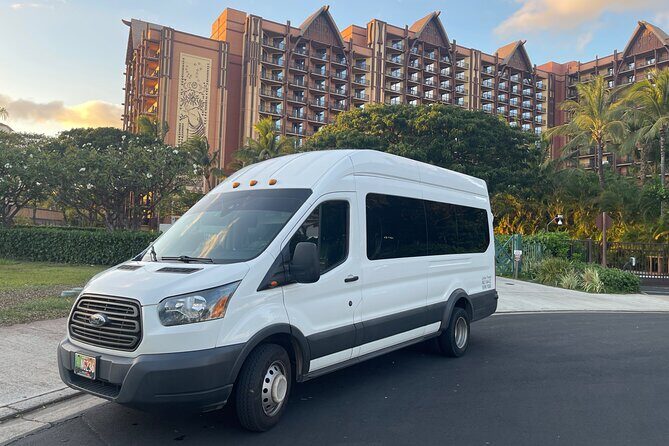 Kahului OGG Airport and Kihei Wailea Hotels Private Transfer - Comfortable, Private Transportation for Your Group
